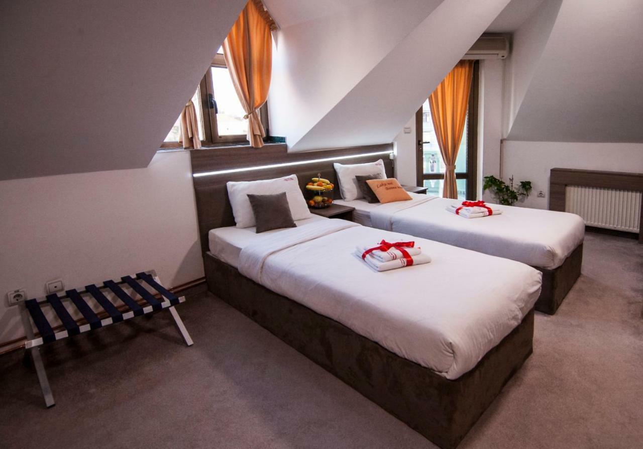 Guesthouse Villa Modex Парасин Экстерьер фото
