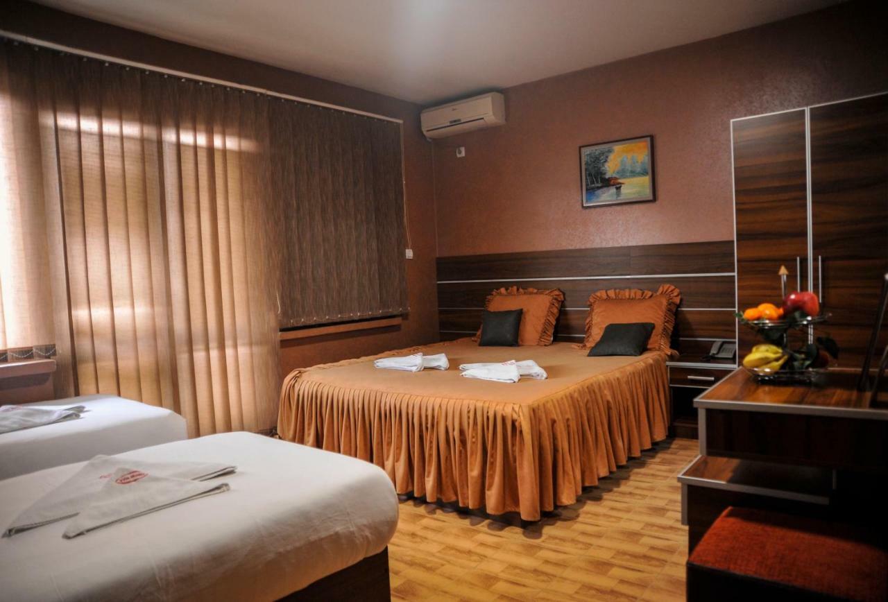 Guesthouse Villa Modex Парасин Экстерьер фото